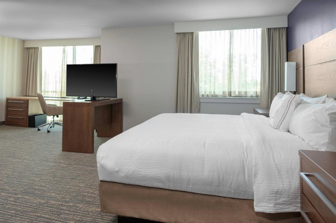 | Residence Inn by Marriott Virginia Beach Town Center