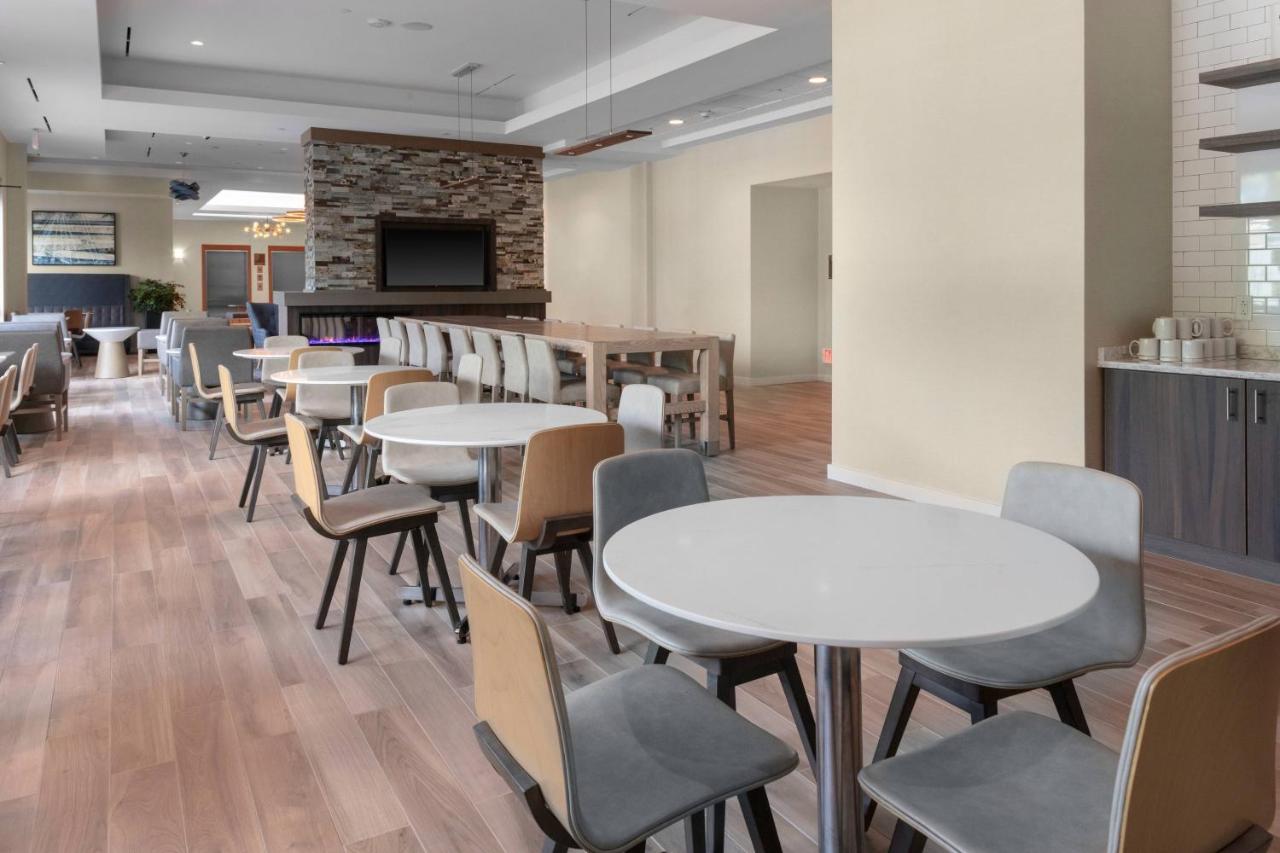 | Residence Inn by Marriott Virginia Beach Town Center