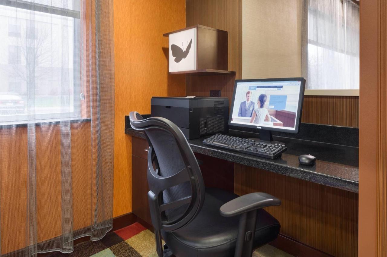 | Fairfield Inn & Suites Youngstown Boardman/Poland