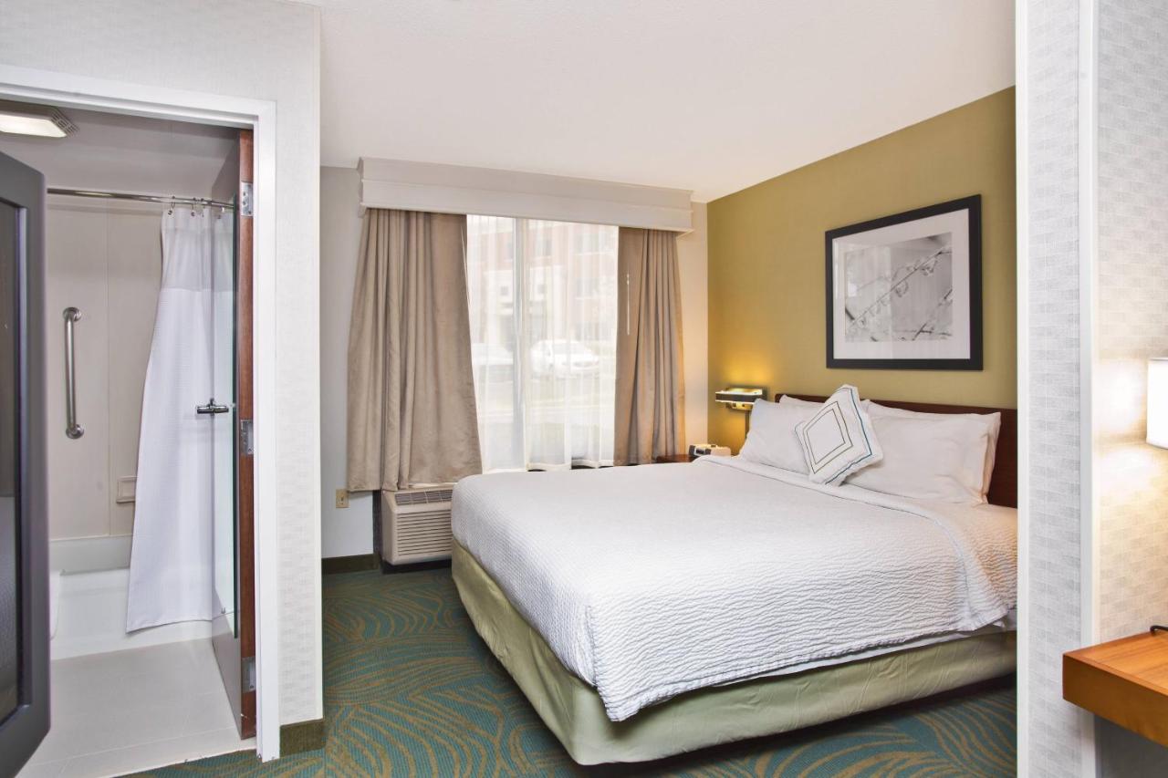 | Springhill Suites by Marriott Chicago Elmhurst/Oakbrook Area