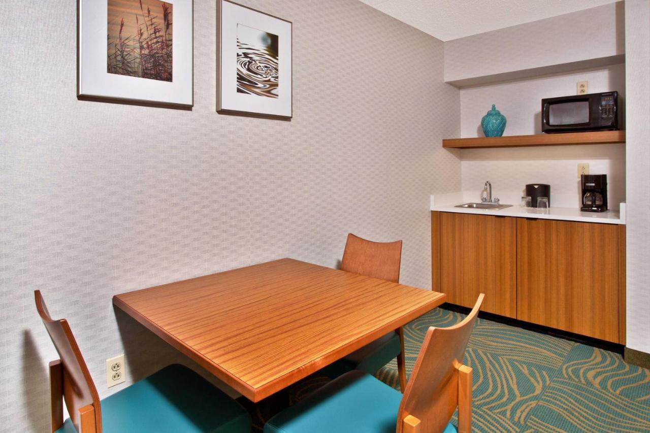 | Springhill Suites by Marriott Chicago Elmhurst/Oakbrook Area