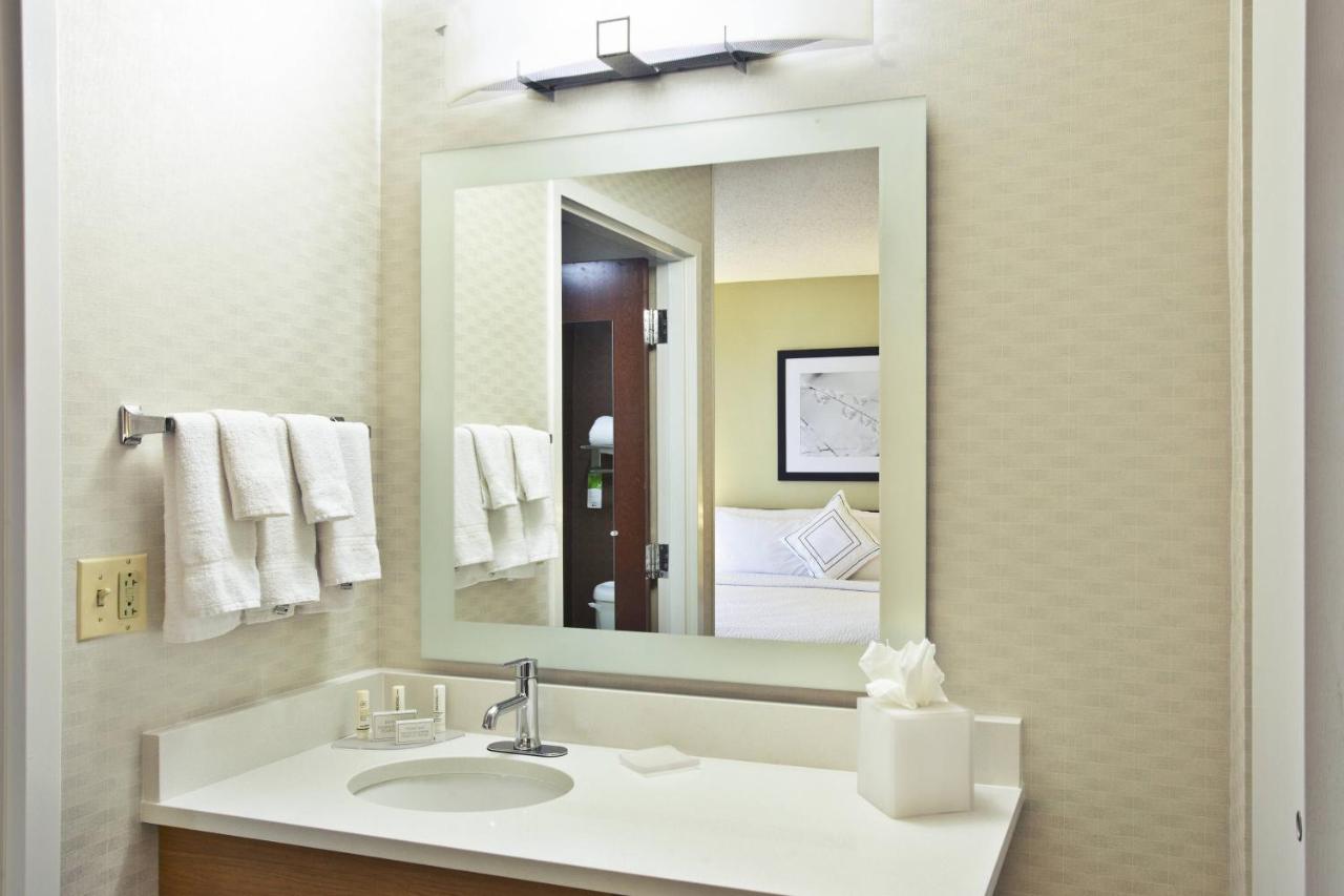 | Springhill Suites by Marriott Chicago Elmhurst/Oakbrook Area