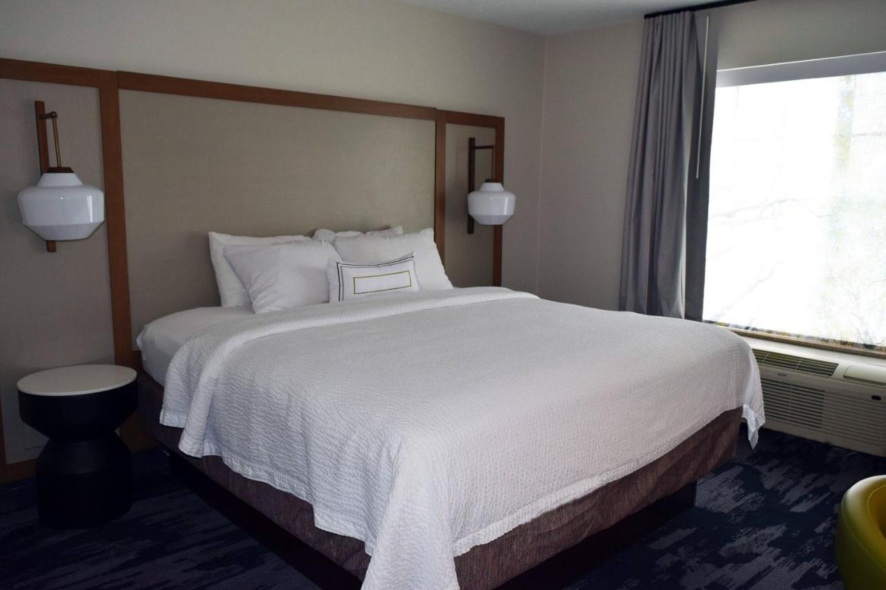 | Fairfield by Marriott Youngstown/Austintown