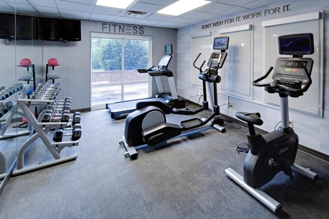 | Fairfield by Marriott Youngstown/Austintown