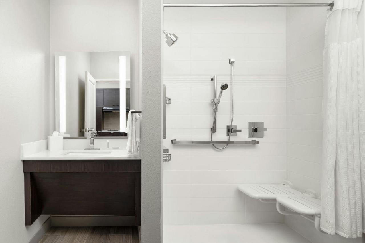  | TownePlace Suites by Marriott Houston Hobby Airport