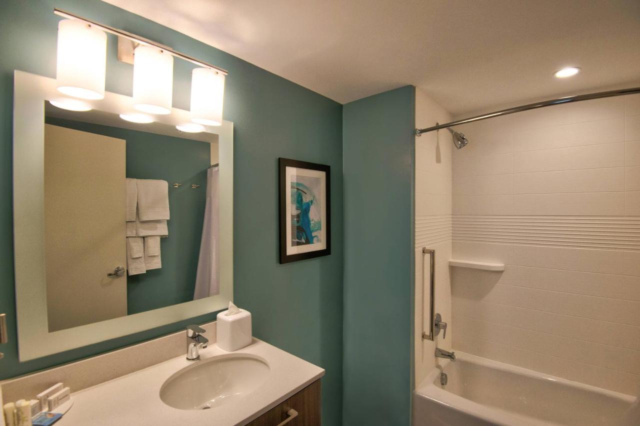 | TownePlace Suites by Marriott Miami Airport