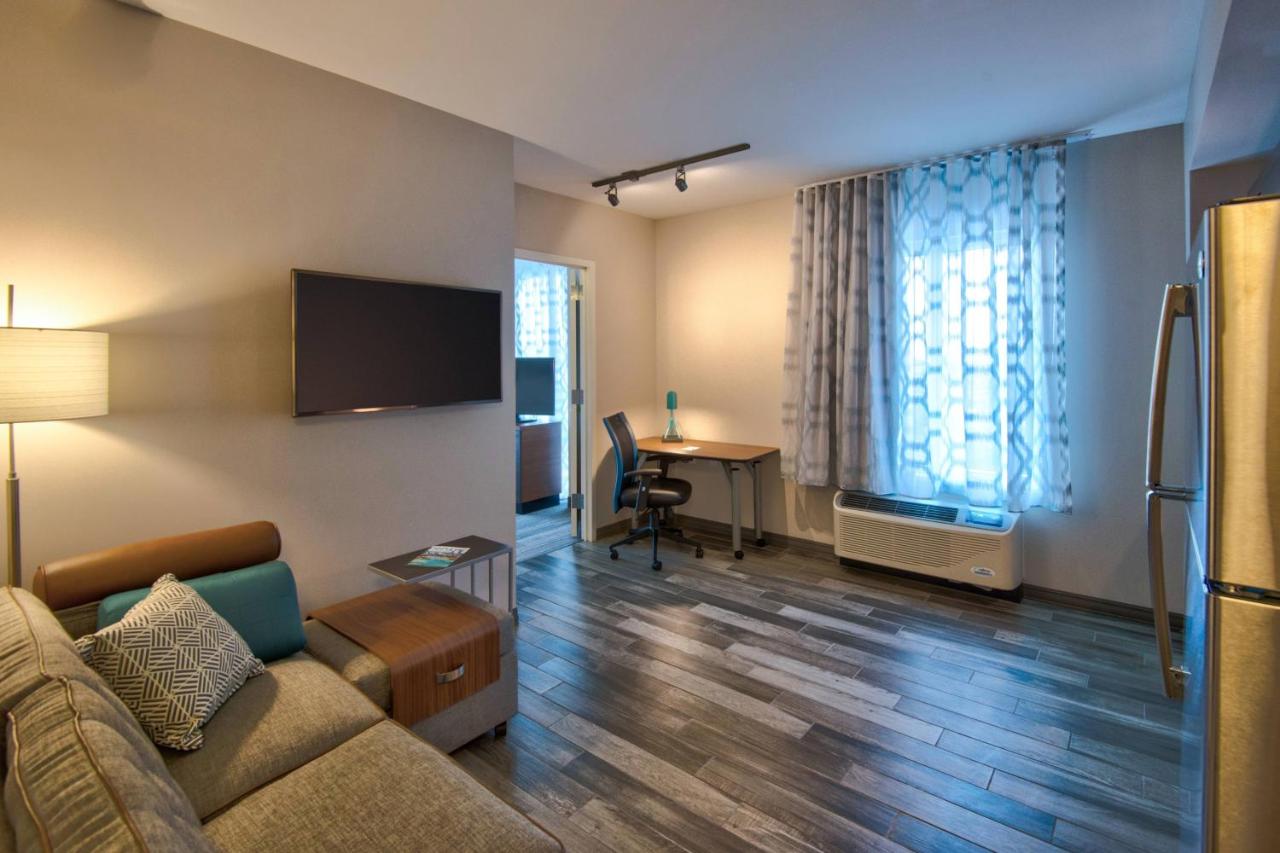 | TownePlace Suites by Marriott Miami Airport