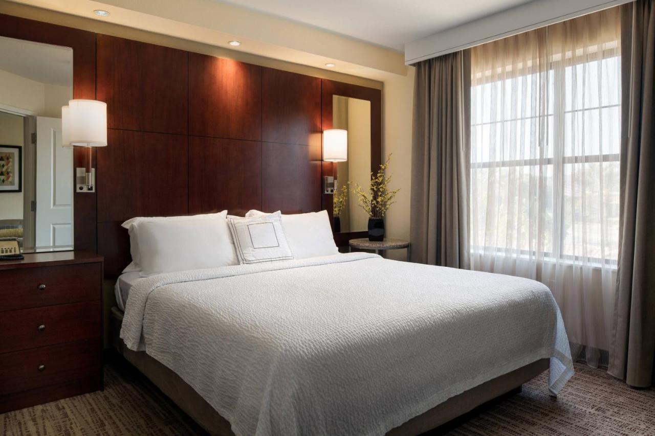 | Residence Inn by Marriott Camarillo