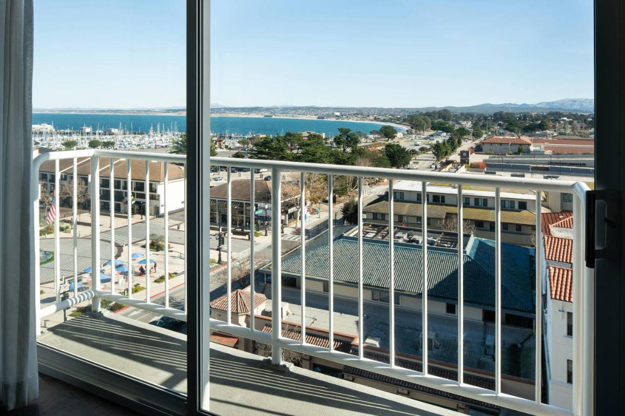Double Room with Bay View at Monterey Marriott