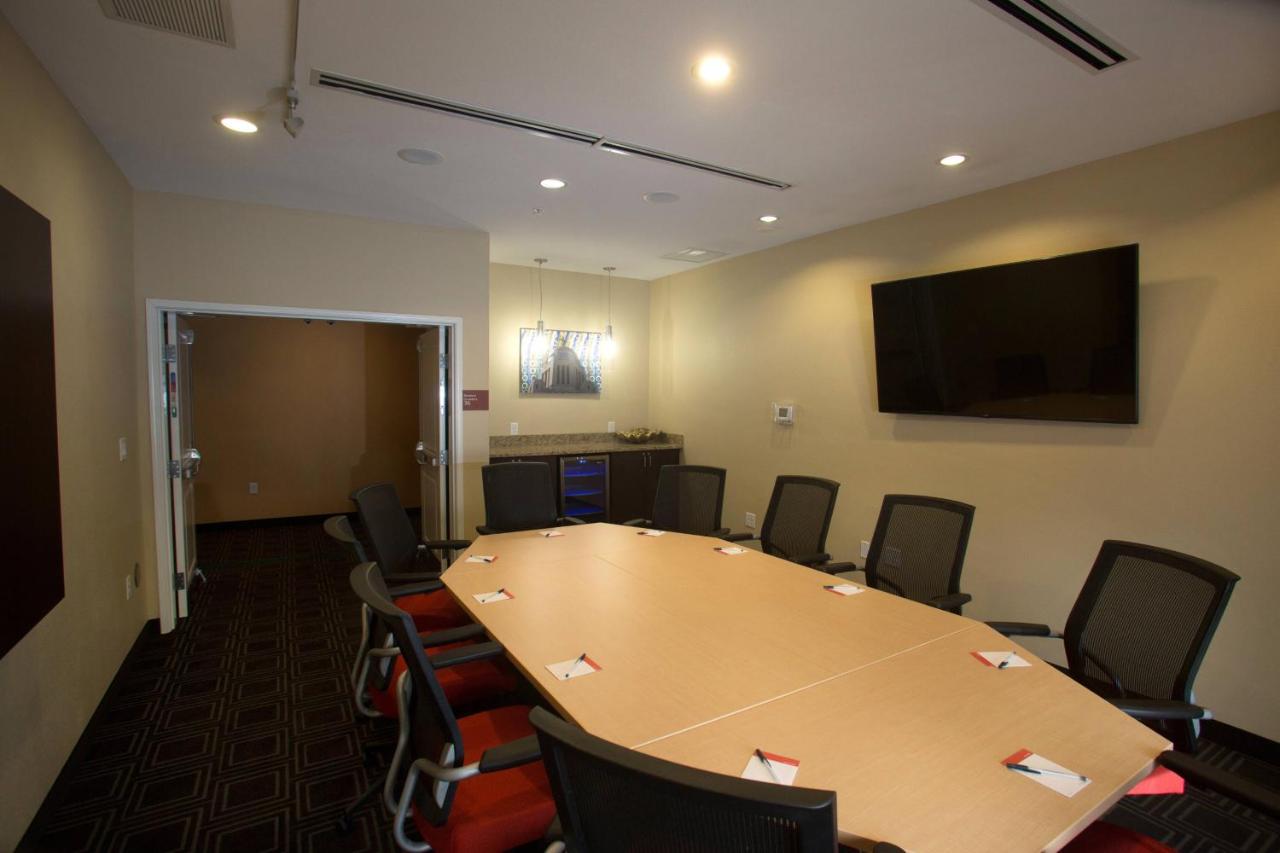  | TownePlace Suites by Marriott Lincoln North