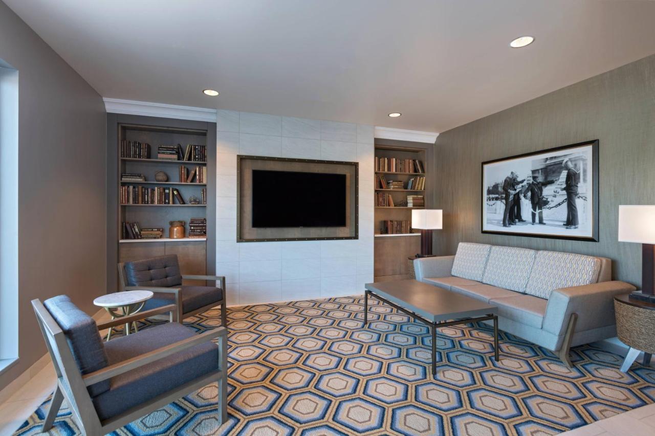 | TownePlace Suites by Marriott San Diego Airport/Liberty Station