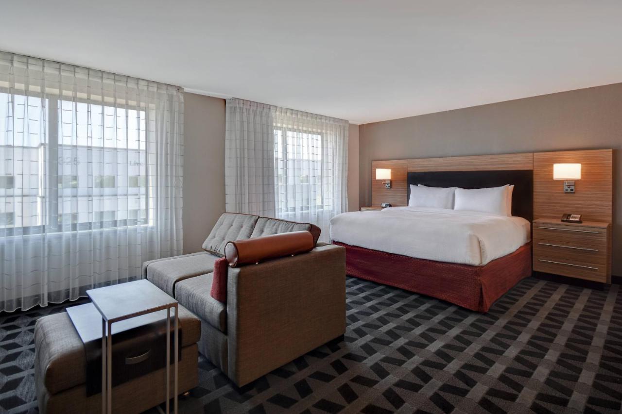 | TownePlace Suites Las Vegas Airport South