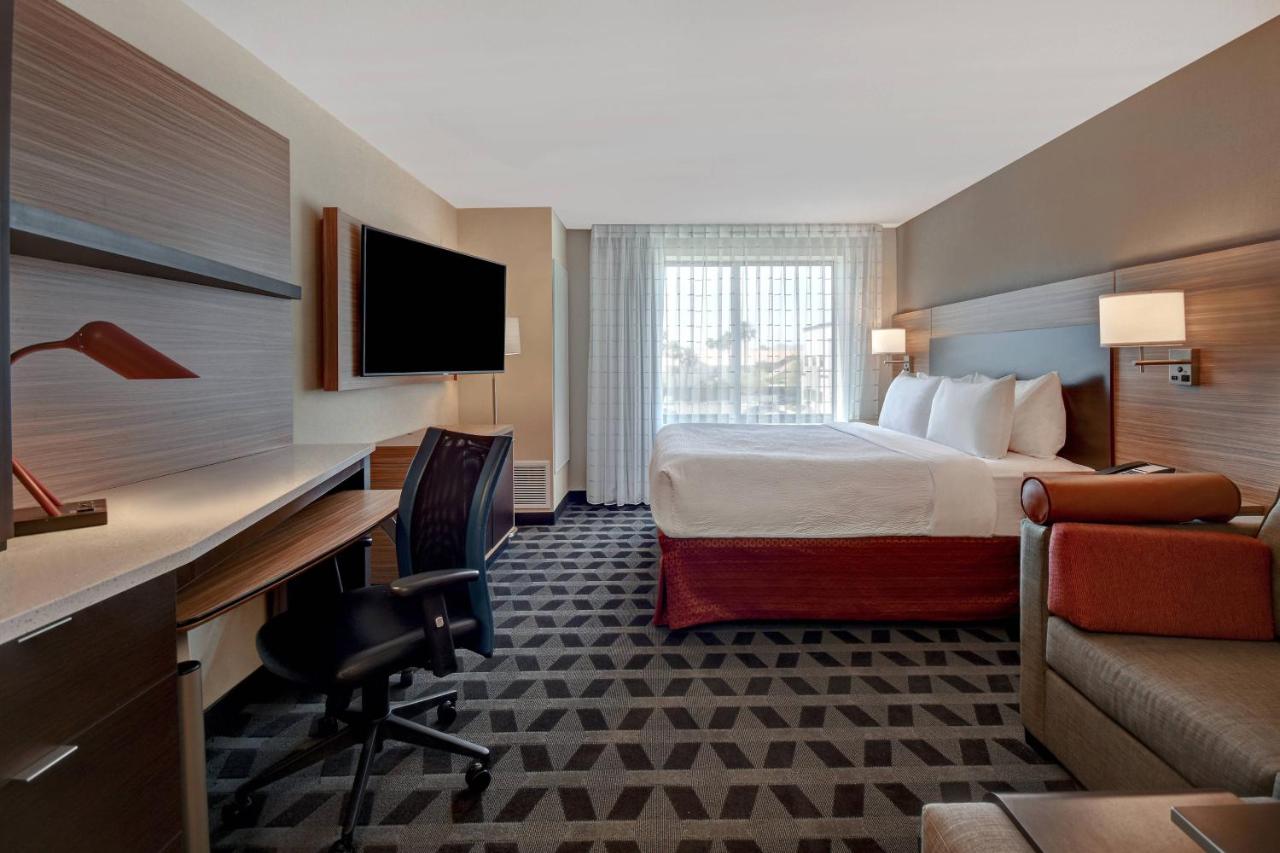  | TownePlace Suites Las Vegas Airport South