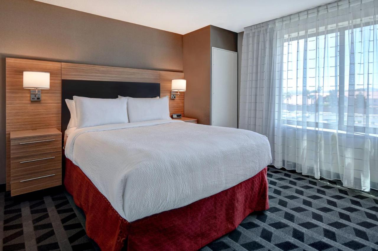  | TownePlace Suites Las Vegas Airport South