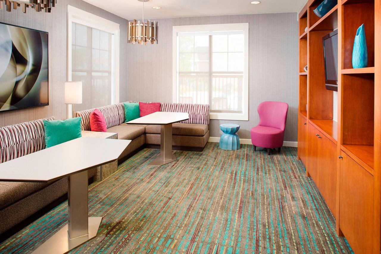 | Residence Inn by Marriott Roanoke Airport