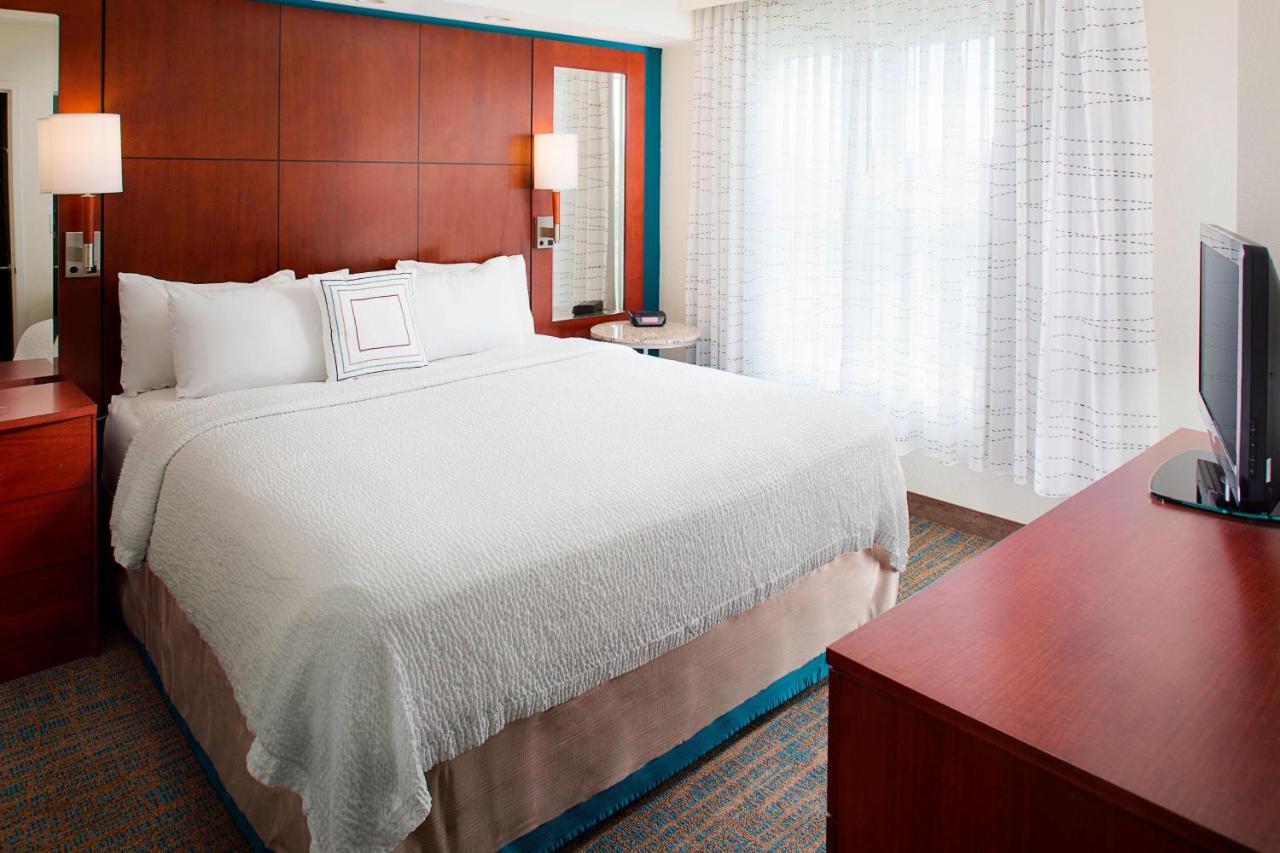 | Residence Inn by Marriott Roanoke Airport