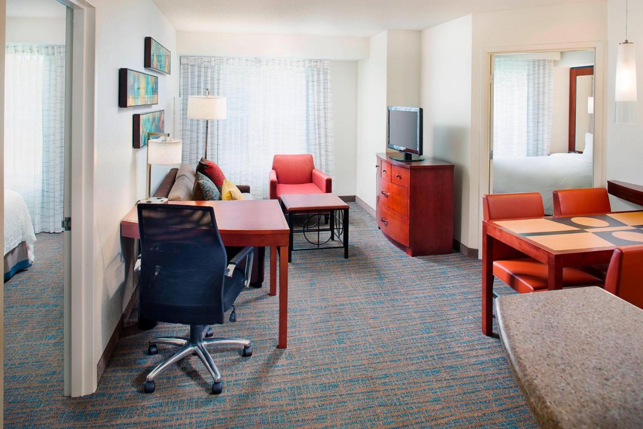 | Residence Inn by Marriott Roanoke Airport