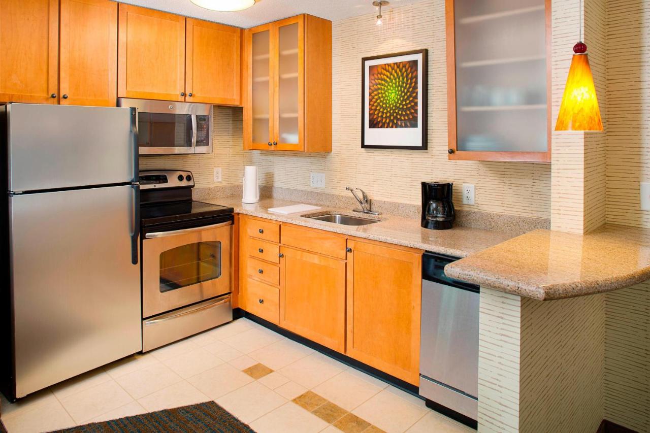 | Residence Inn by Marriott Roanoke Airport