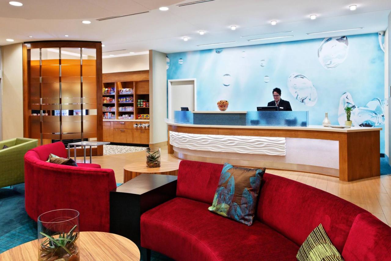  | SpringHill Suites Pensacola