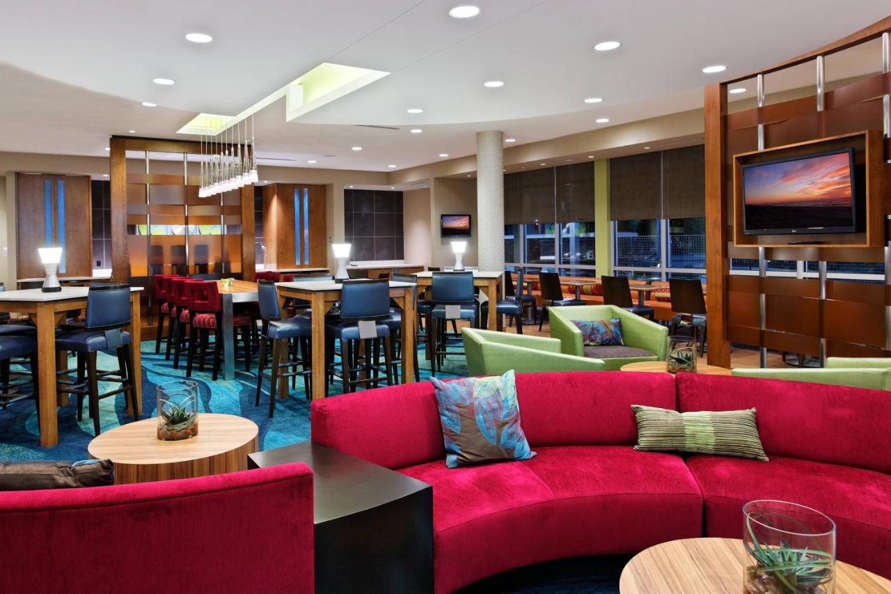  | SpringHill Suites Pensacola