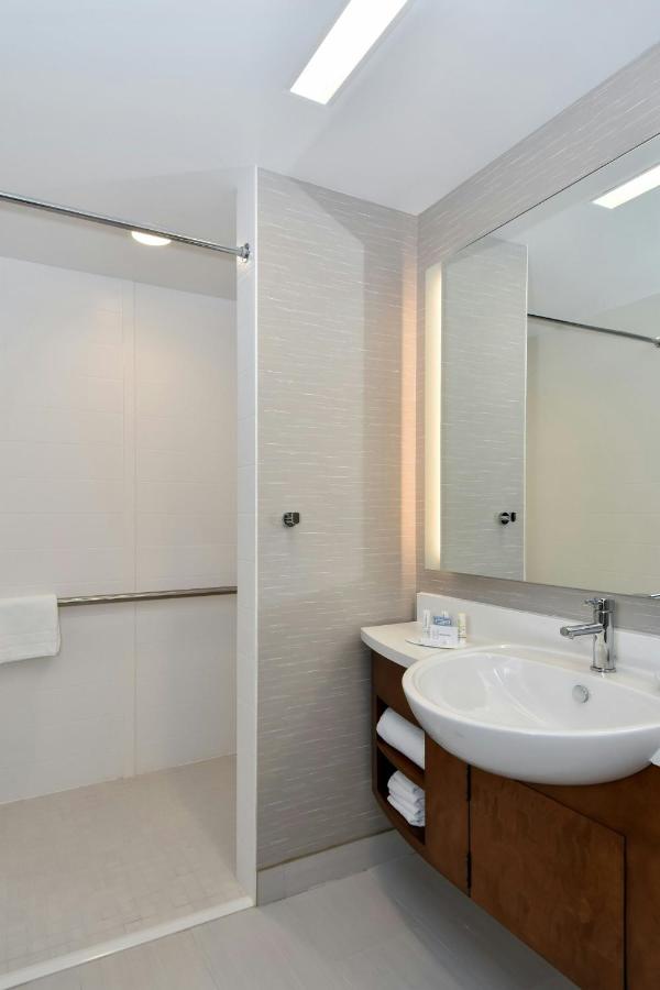 | SpringHill Suites Charlotte City Center