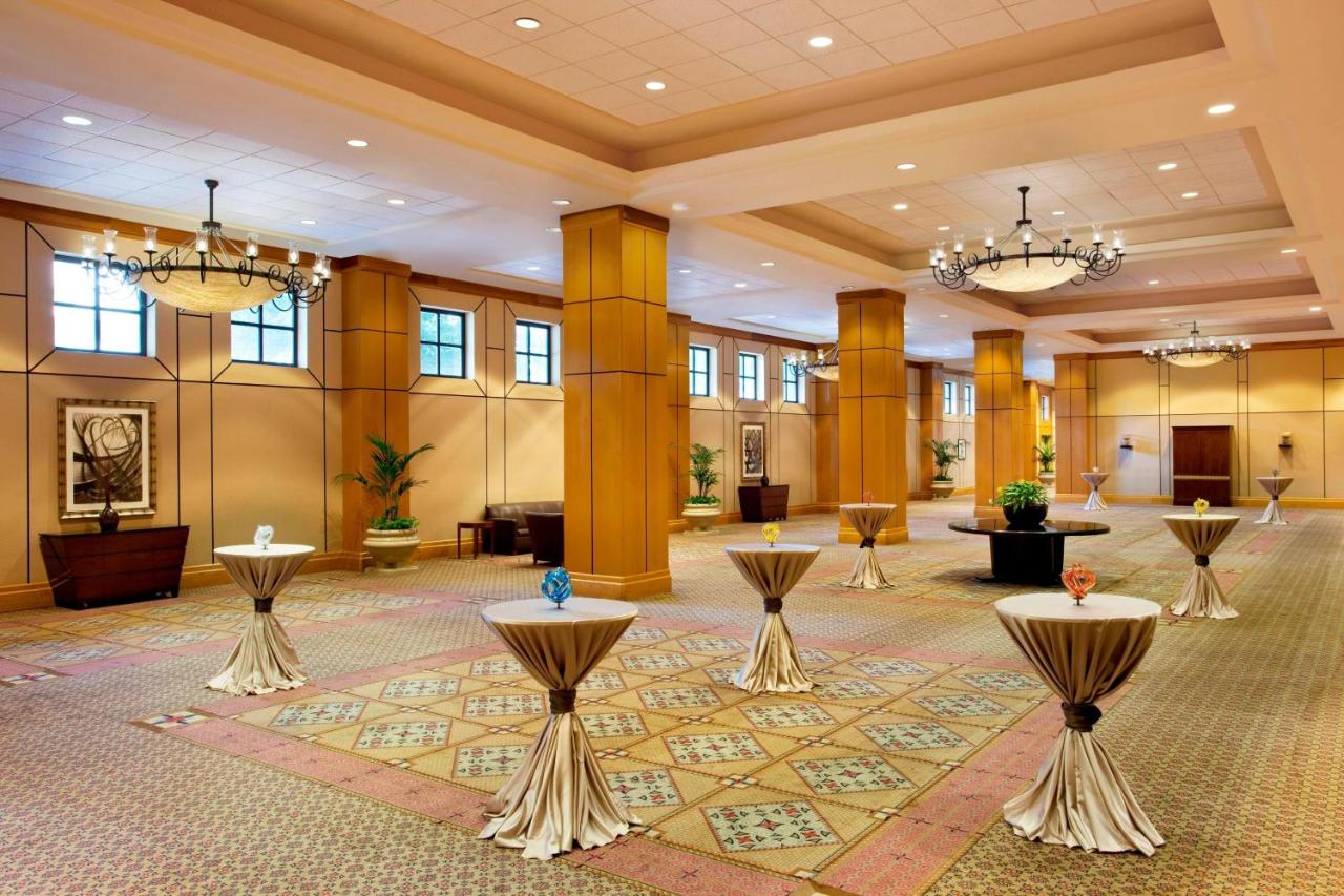 | Sheraton Birmingham Hotel