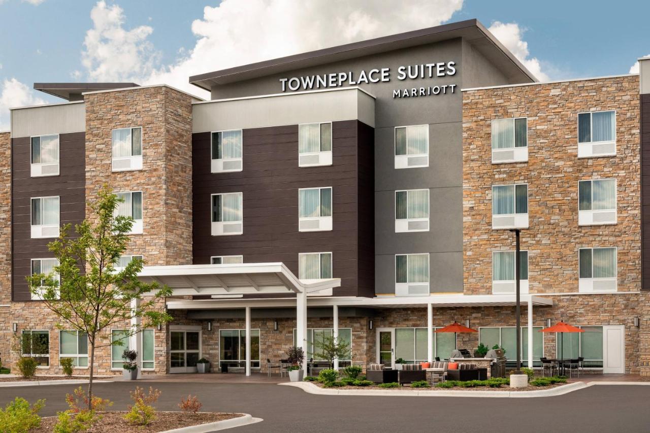 | TownePlace Suites by Marriott Milwaukee Grafton