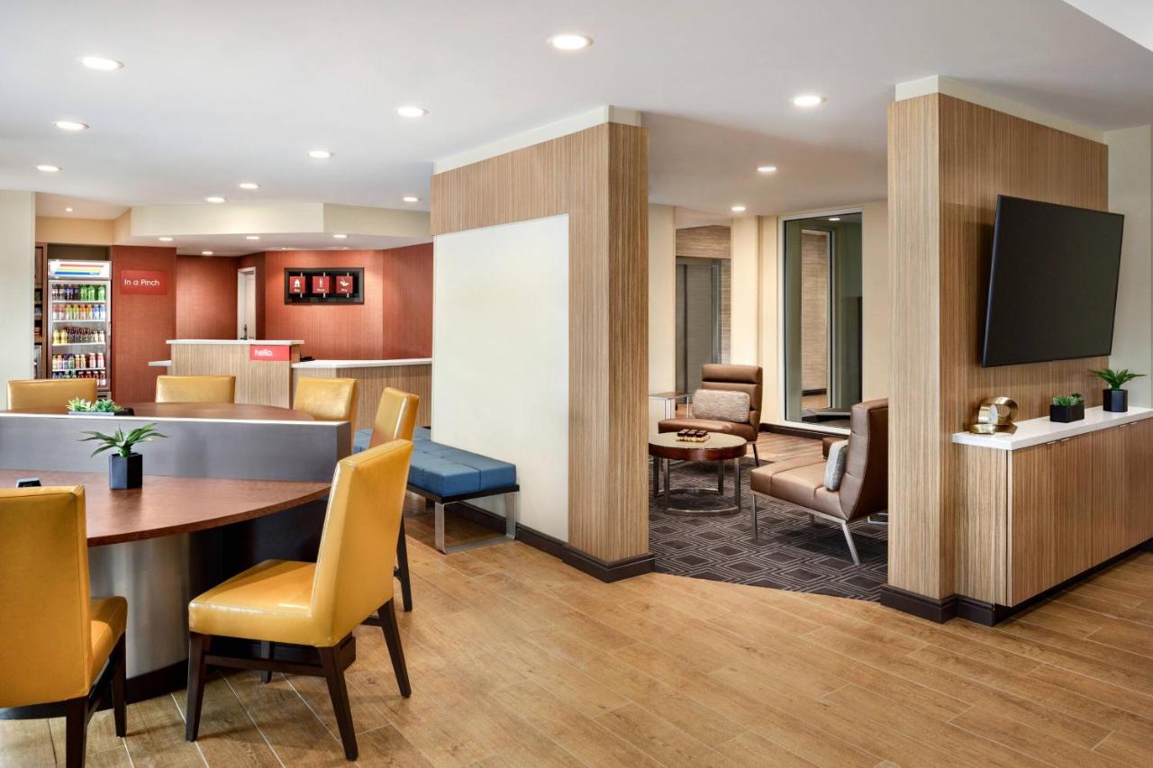 | TownePlace Suites by Marriott Milwaukee Grafton