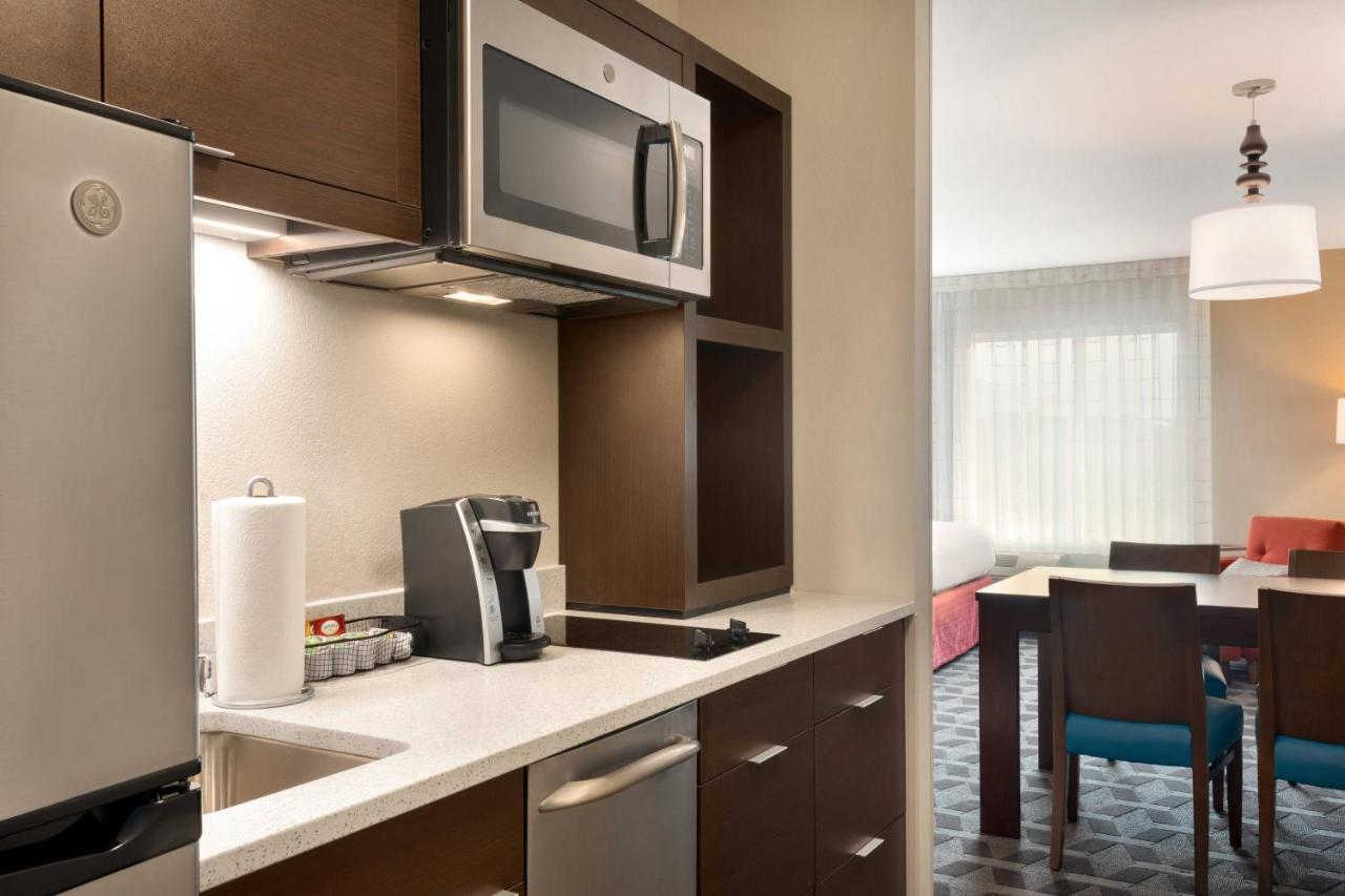| TownePlace Suites by Marriott Milwaukee Grafton