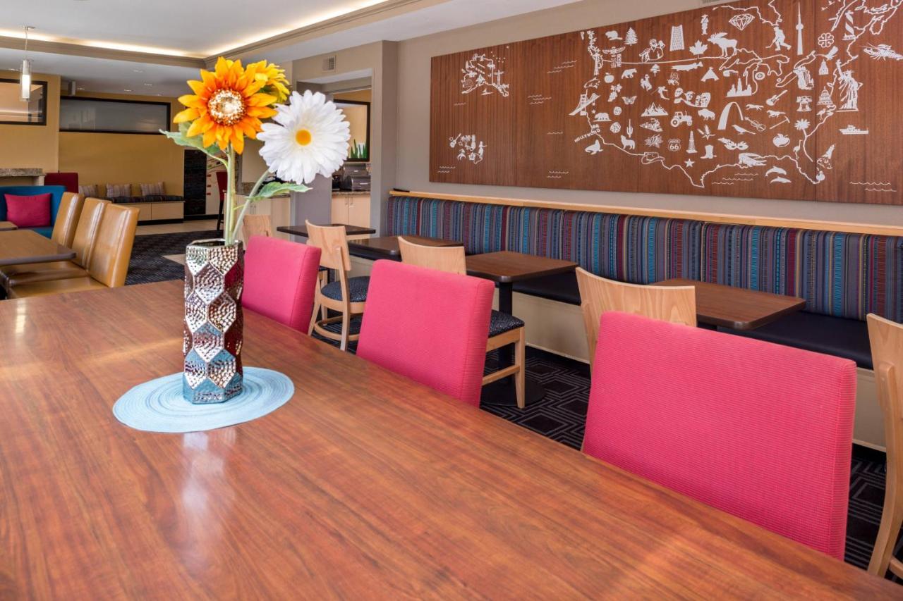  | TownePlace Suites by Marriott Huntington