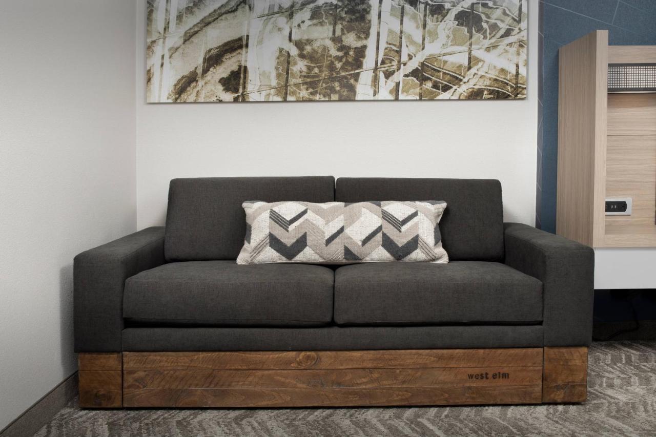 Suite, 2 Queen, Trundle bed at SpringHill Suites by Marriott Atlanta Perimeter Center