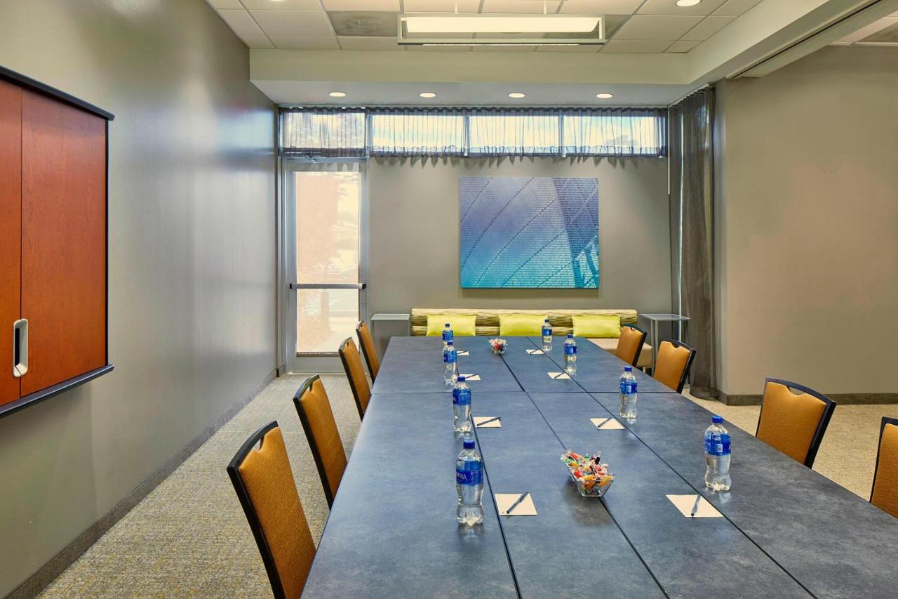 | SpringHill Suites by Marriott Atlanta Airport Gateway