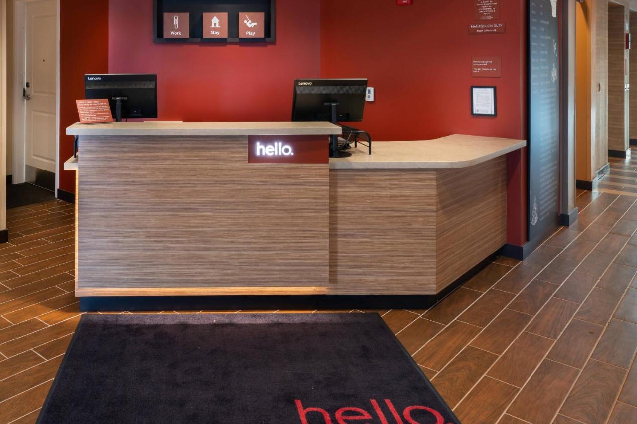 | TownePlace Suites by Marriott Milwaukee Oak Creek