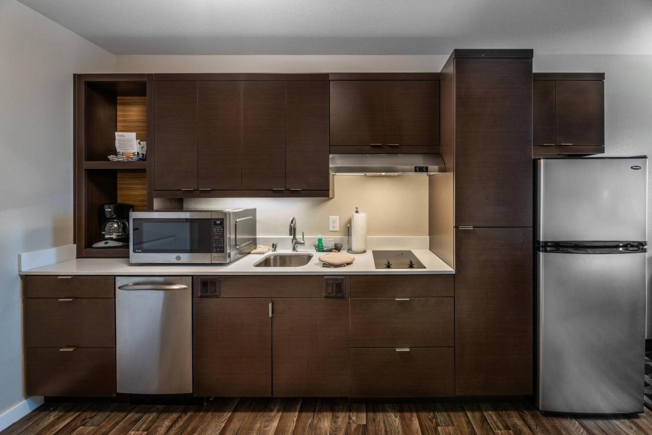 | TownePlace Suites by Marriott Milwaukee Oak Creek