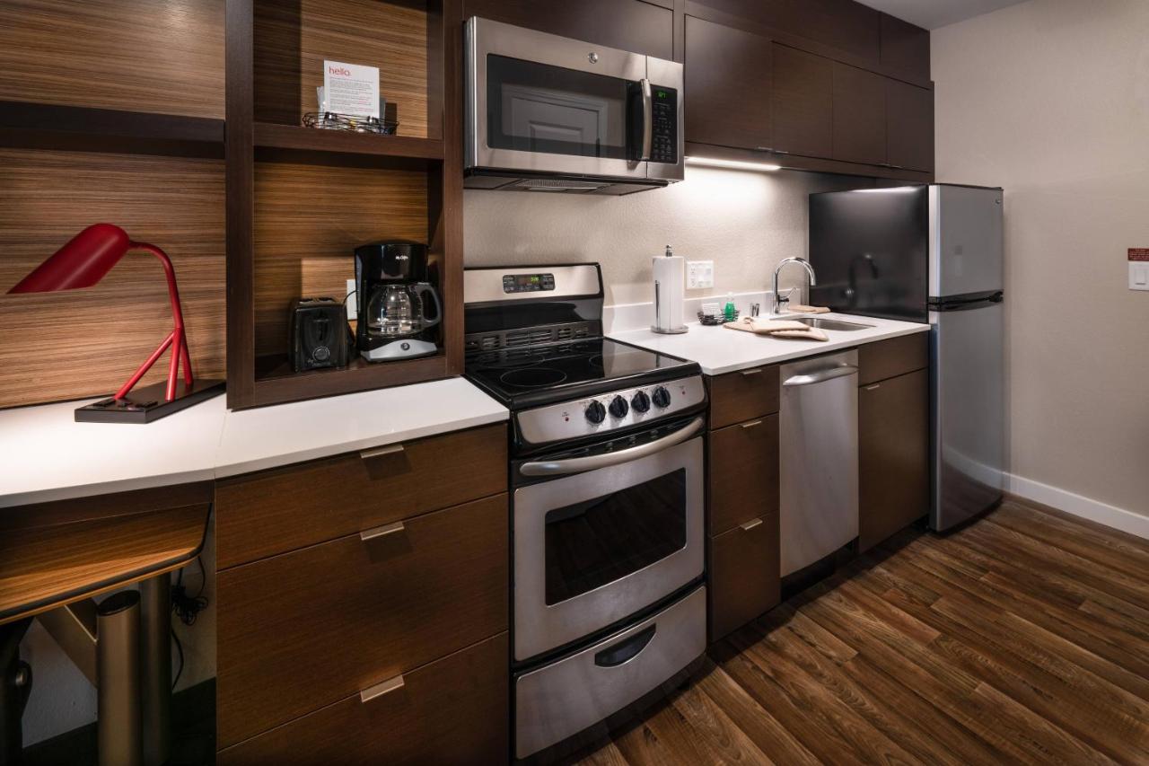 | TownePlace Suites by Marriott Milwaukee Oak Creek