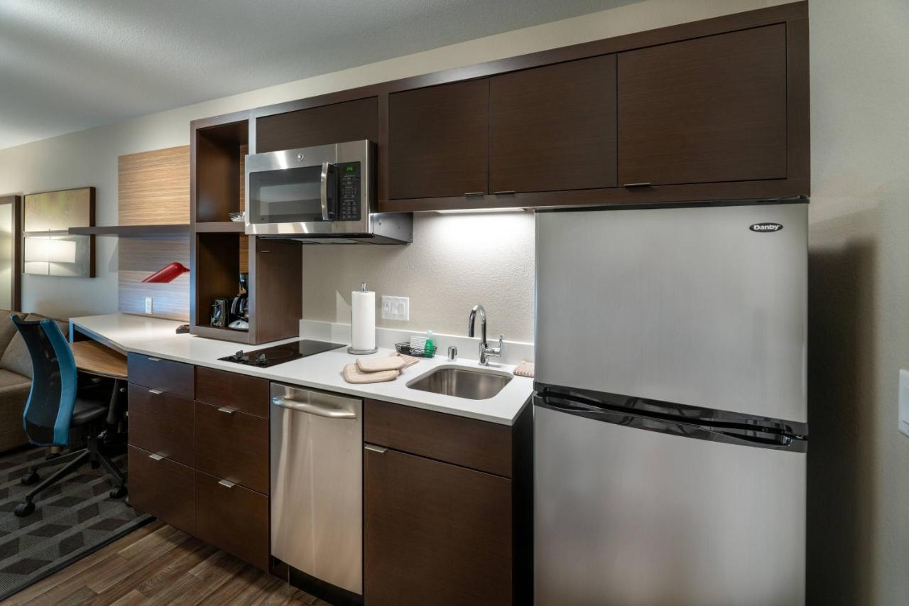 | TownePlace Suites by Marriott Milwaukee Oak Creek