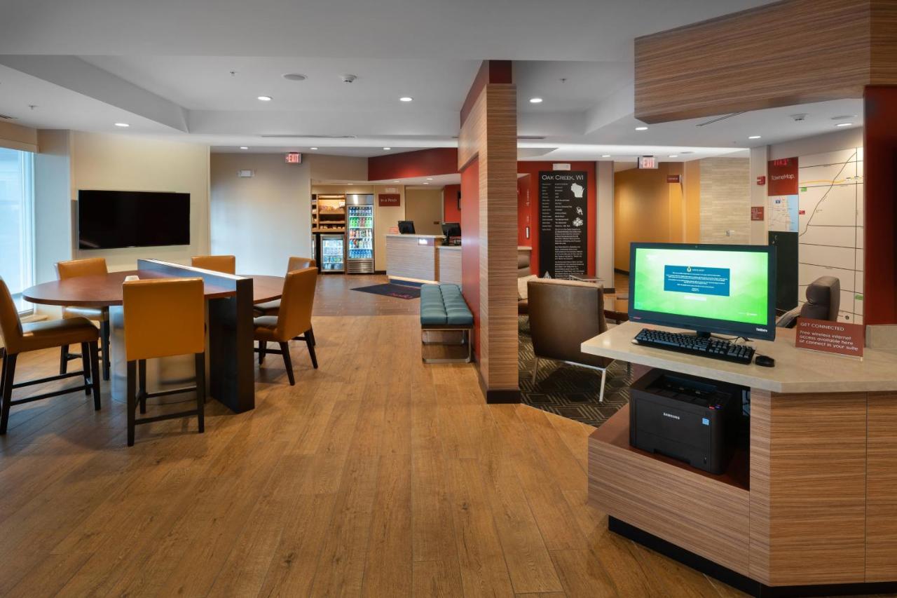 | TownePlace Suites by Marriott Milwaukee Oak Creek