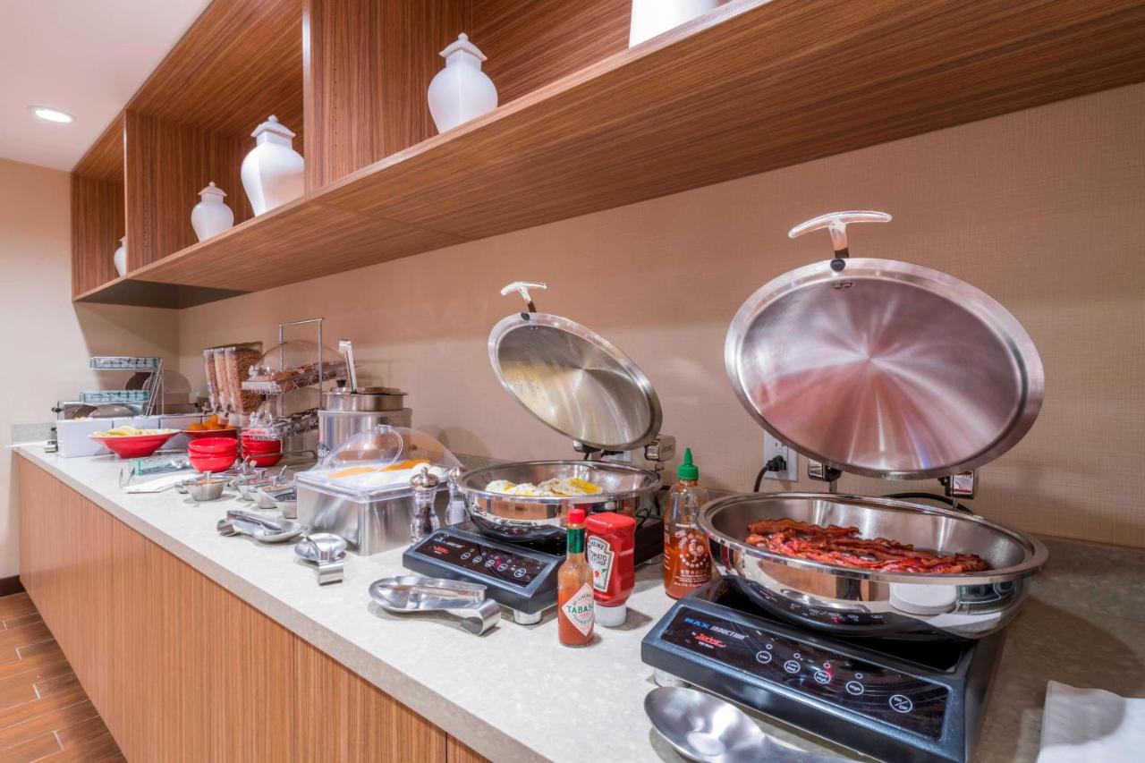 | TownePlace Suites by Marriott Hays