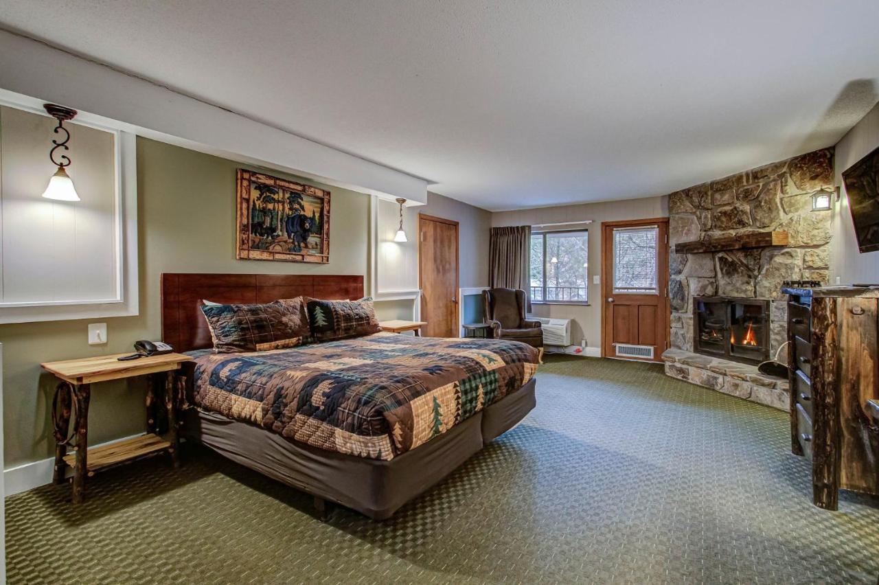 King Room with Fireplace at Brookside Lodge