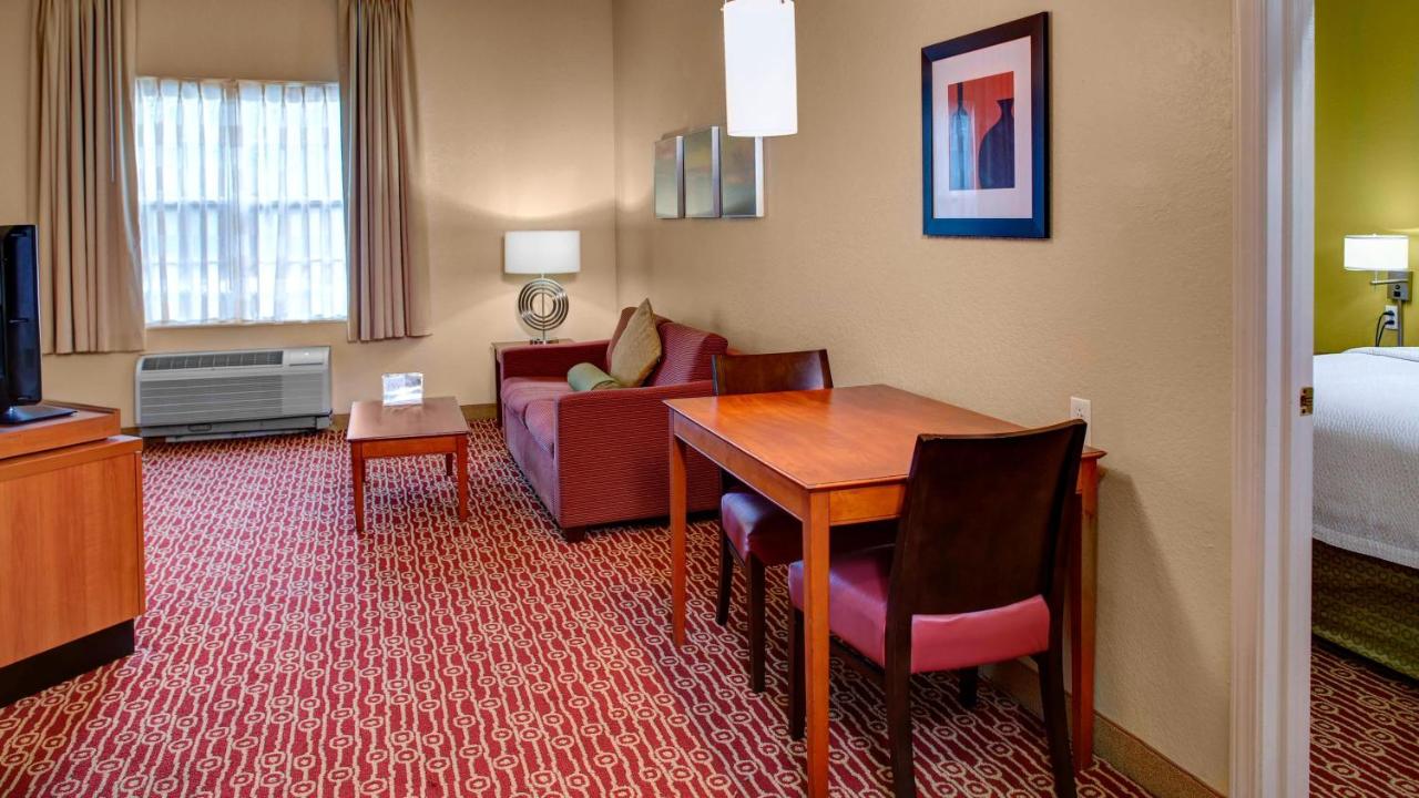 One-Bedroom Suite at Towneplace Suites By Marriott Cleveland Westlake