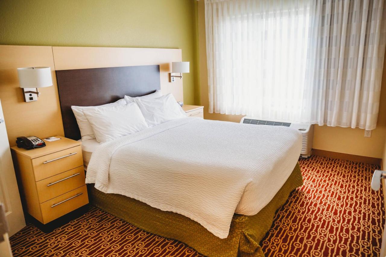 | TownePlace Suites by Marriott Aberdeen