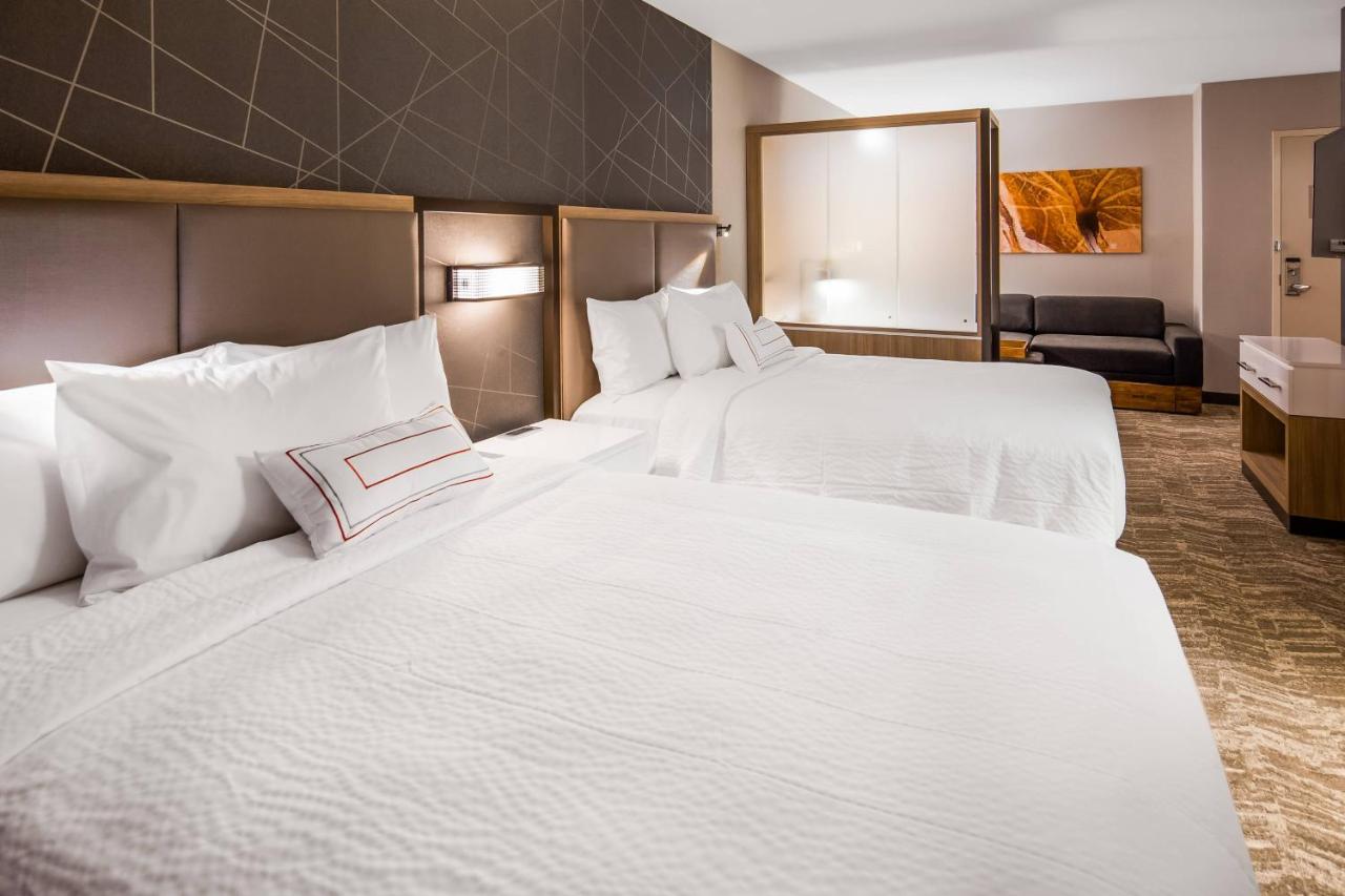 | Springhill Suites by Marriott Chambersburg