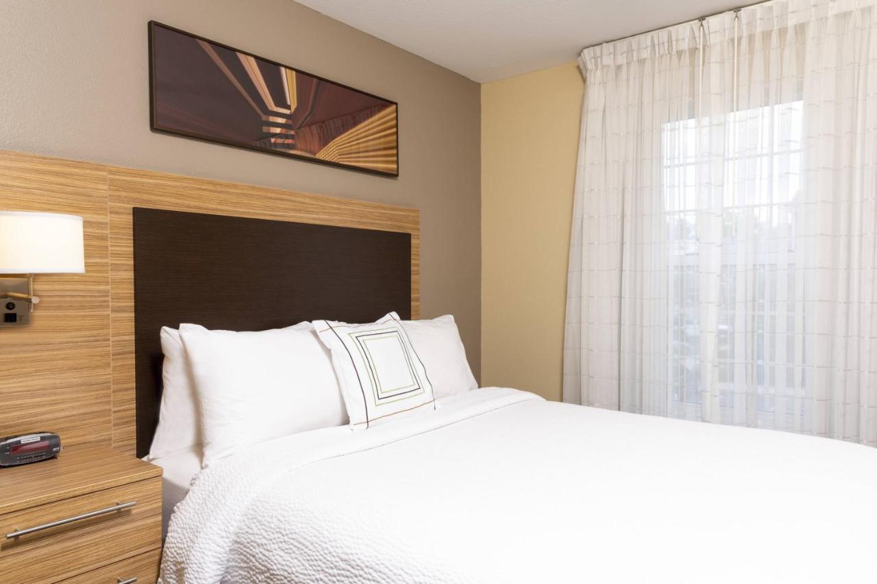 | Towneplace Suites by Marriott East Lansing