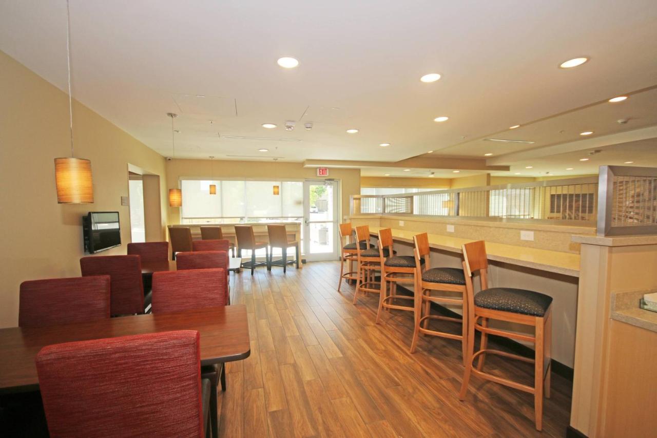 | TownePlace Suites by Marriott Charleston-North Charleston