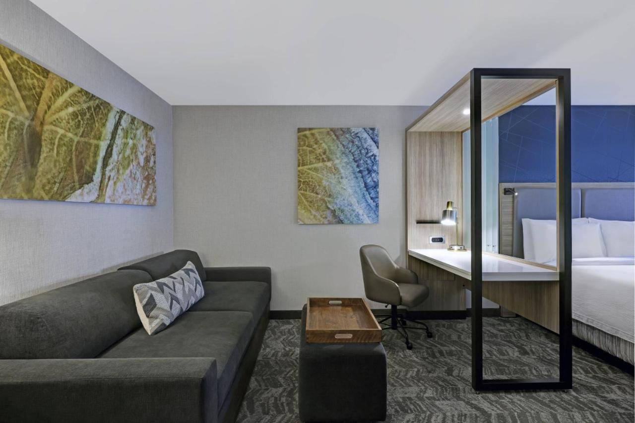 Suite with 2 Queen Trundle Beds at SpringHill Suites by Marriott Palm Desert