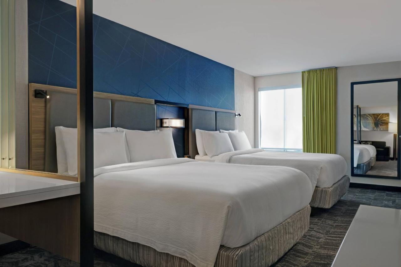 Suite with 2 Queen Trundle Beds at SpringHill Suites by Marriott Palm Desert