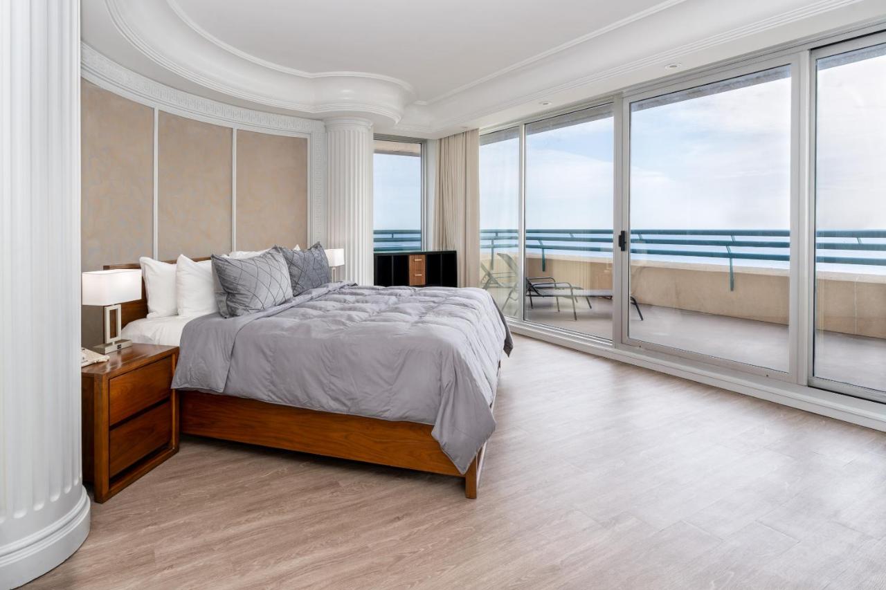 Oceanfront Super Suite with Balcony at Showboat Hotel Atlantic City