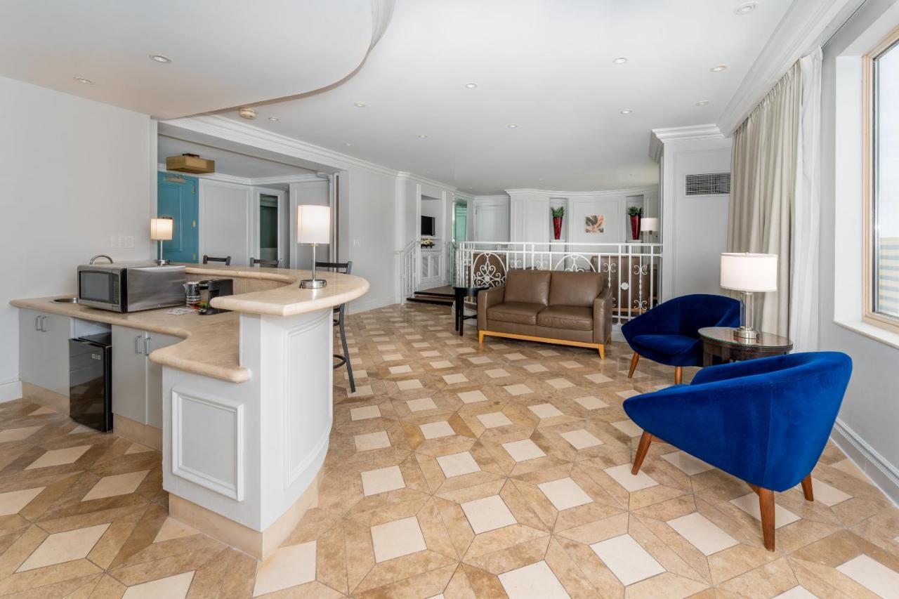 Oceanfront Super Suite with Balcony at Showboat Hotel Atlantic City
