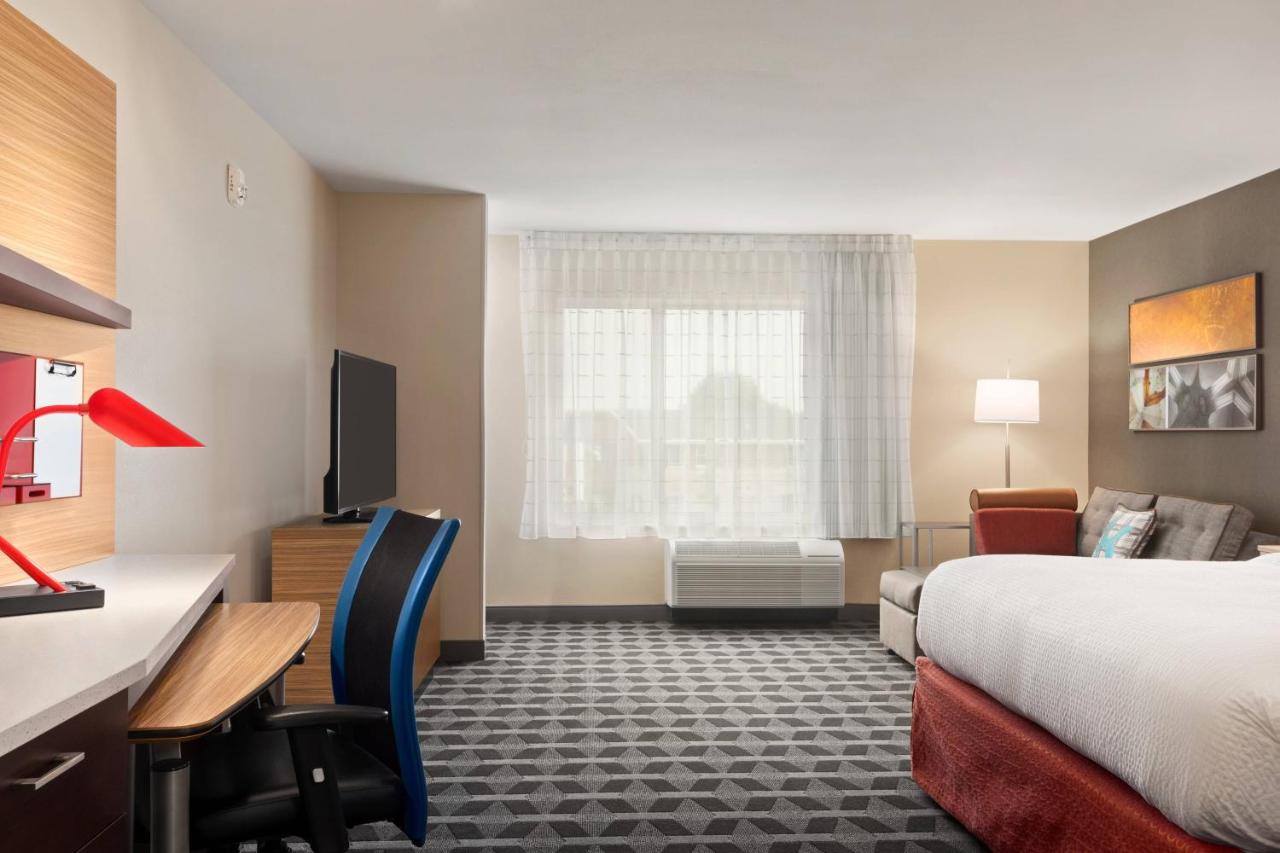| TownePlace Suites by Marriott Janesville
