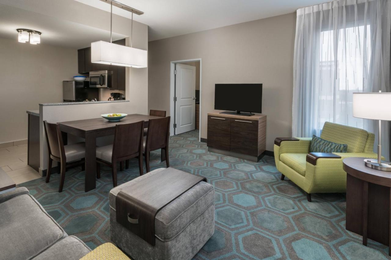 Two-Bedroom Suite at TownePlace Suites by Marriott Chicago Schaumburg